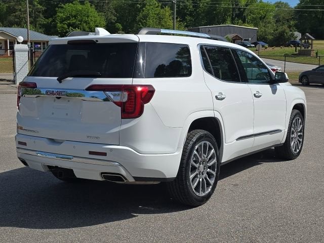 2023 GMC Acadia — detail view