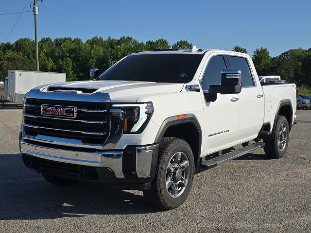 2025 GMC Sierra 2500 HD SLT in Summit White — front three-quarter view