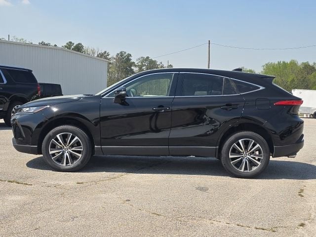 2022 Toyota Venza — side profile view