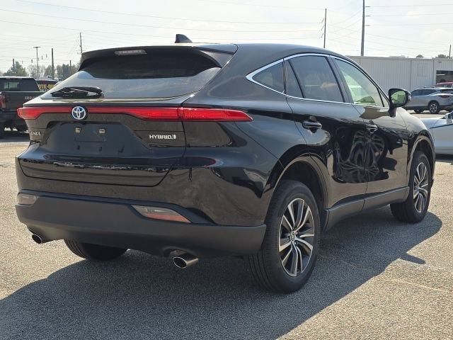2022 Toyota Venza — detail view
