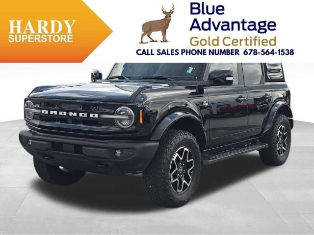 2023 Ford Bronco Outer Banks in Shadow Black — front three-quarter view
