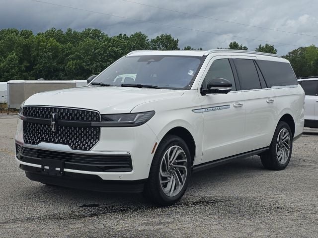 2025 Lincoln Navigator L